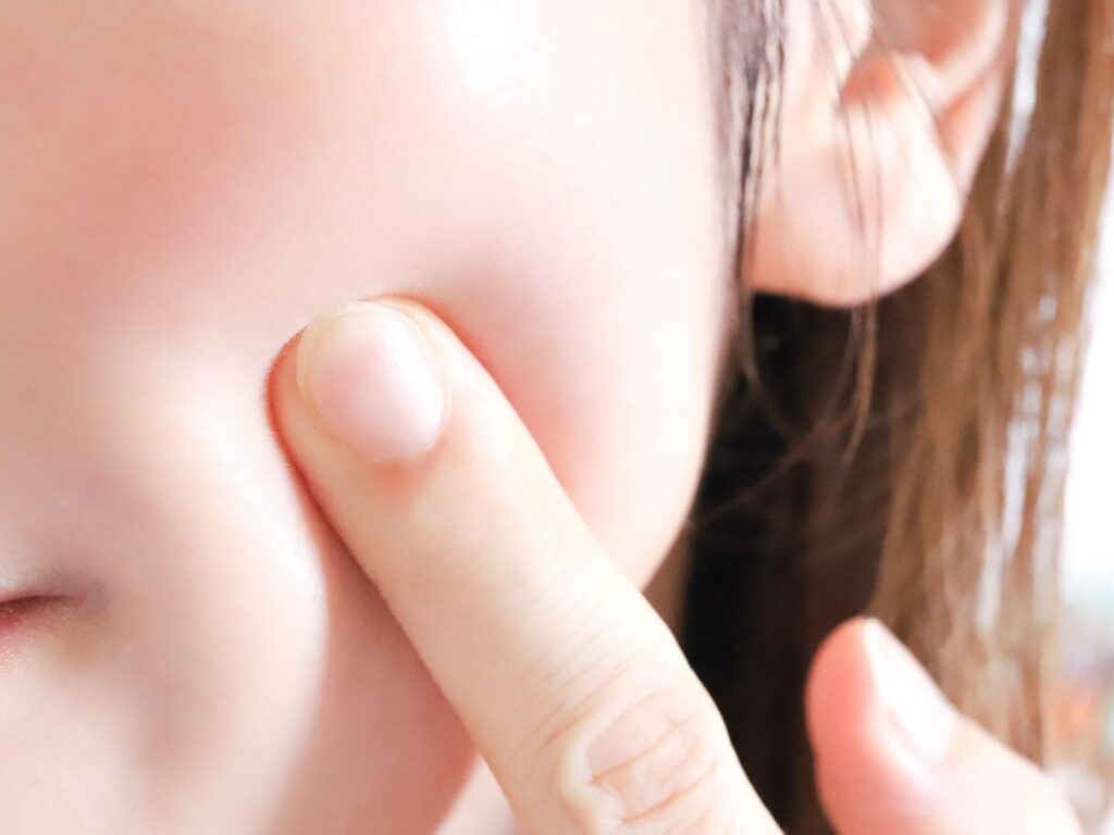 真皮の細胞外マトリックスを整えるイメージ